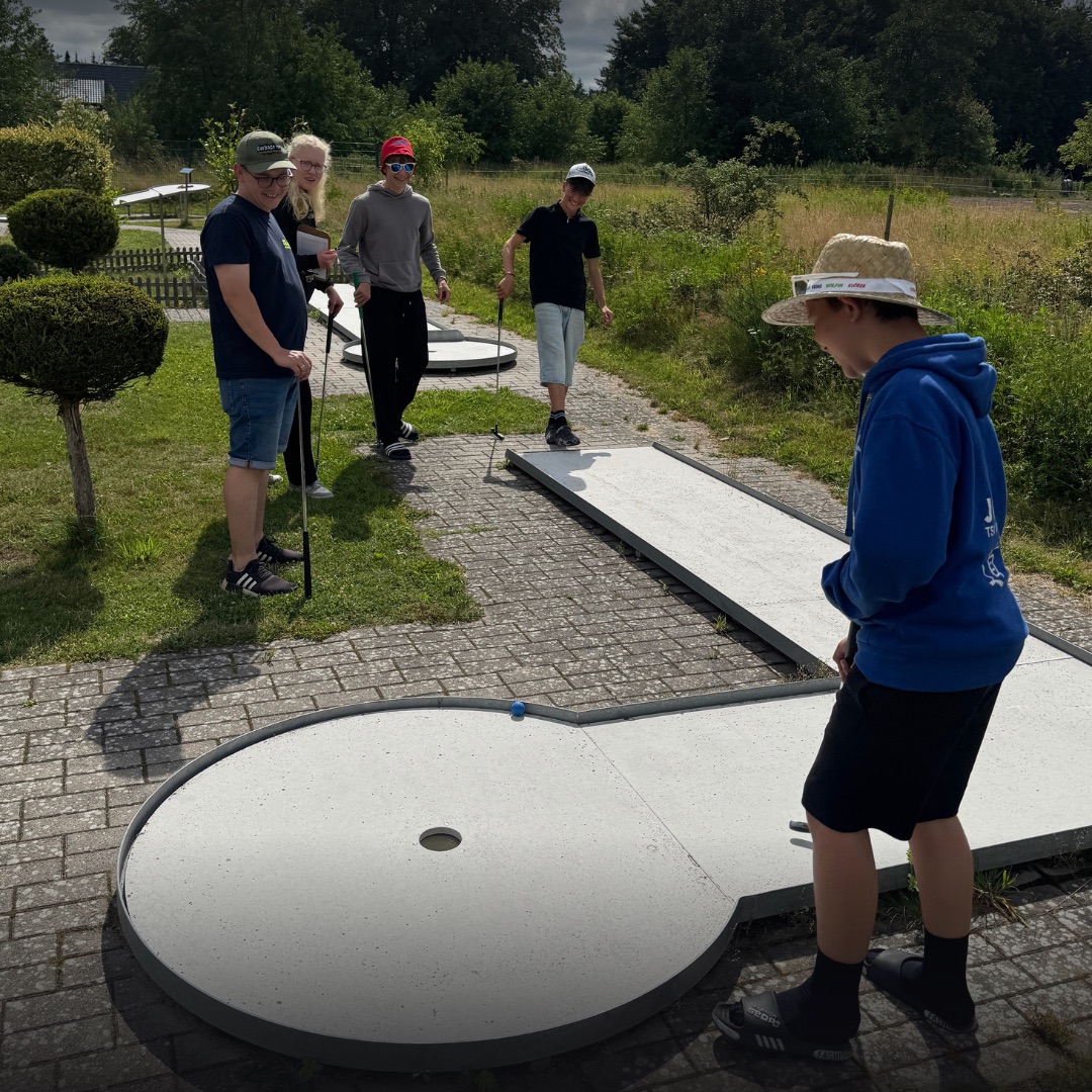 Minigolf beim Kreiszeltlager in Jesteburg