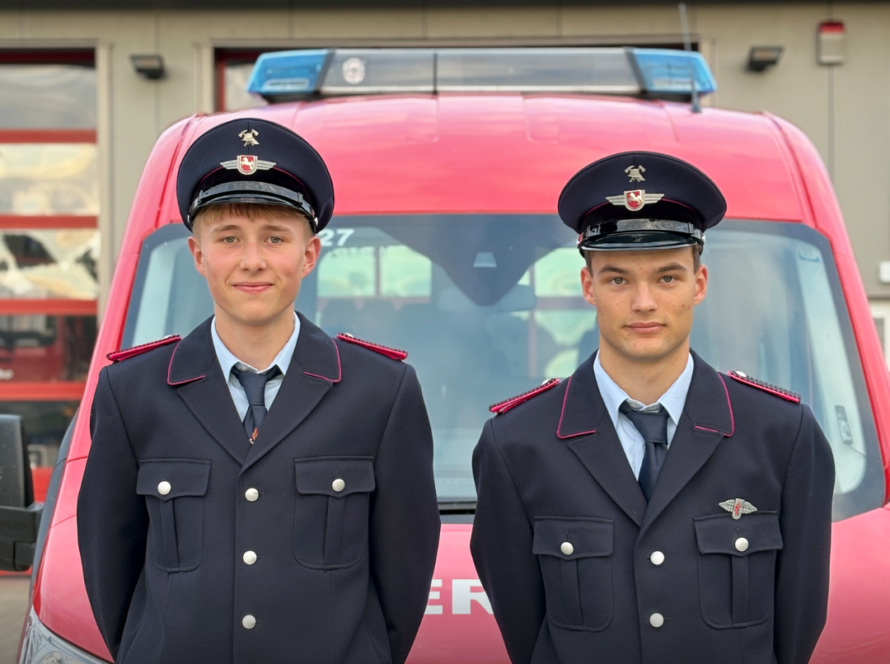 Jost und Henric bei der Vereidigung